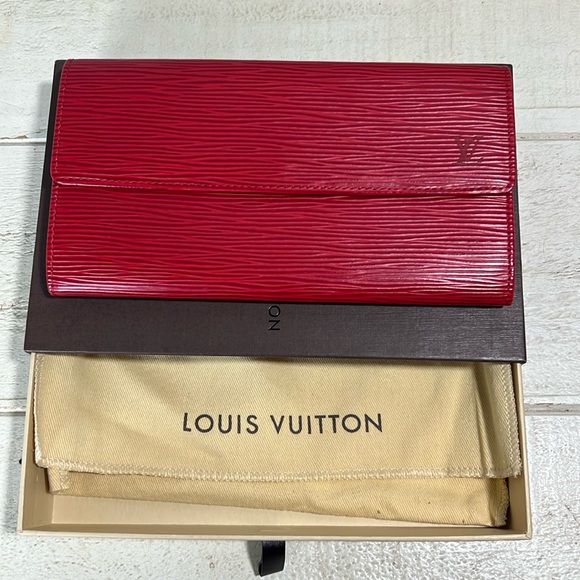 Louis Vuitton Epi Red Long Wallet ✅COA Included - Picture 5 of 16